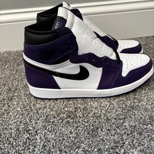 Nike Air Jordan 1 Retro High court Purple Sneakers